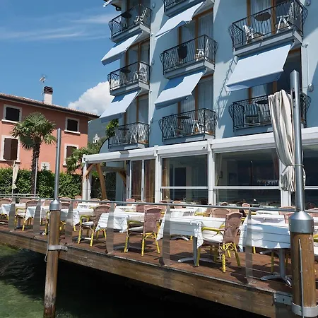 Venezia 酒店 马尔切西内